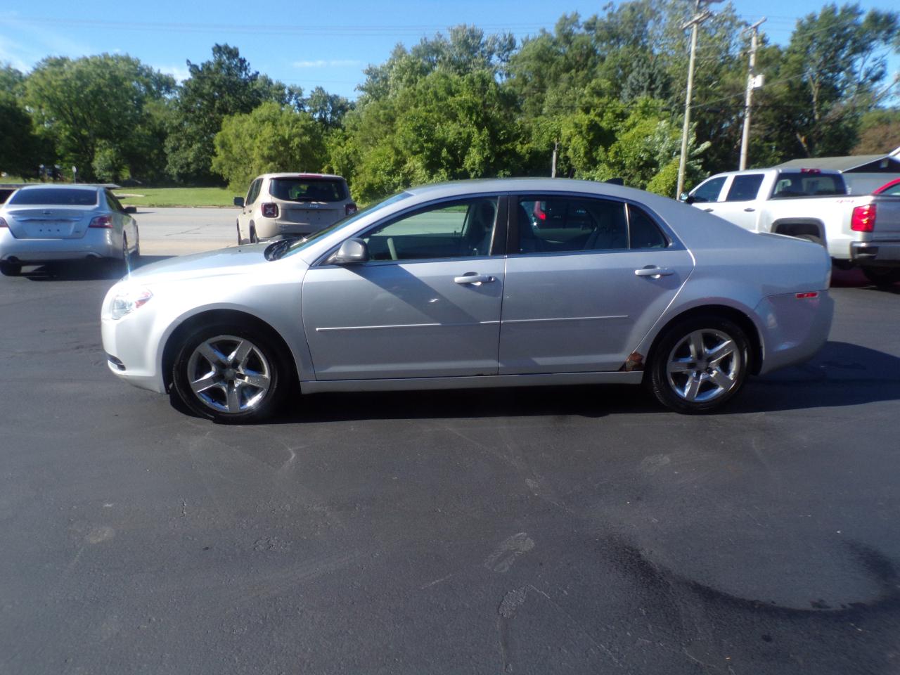 Chevrolet Malibu LS 2012
