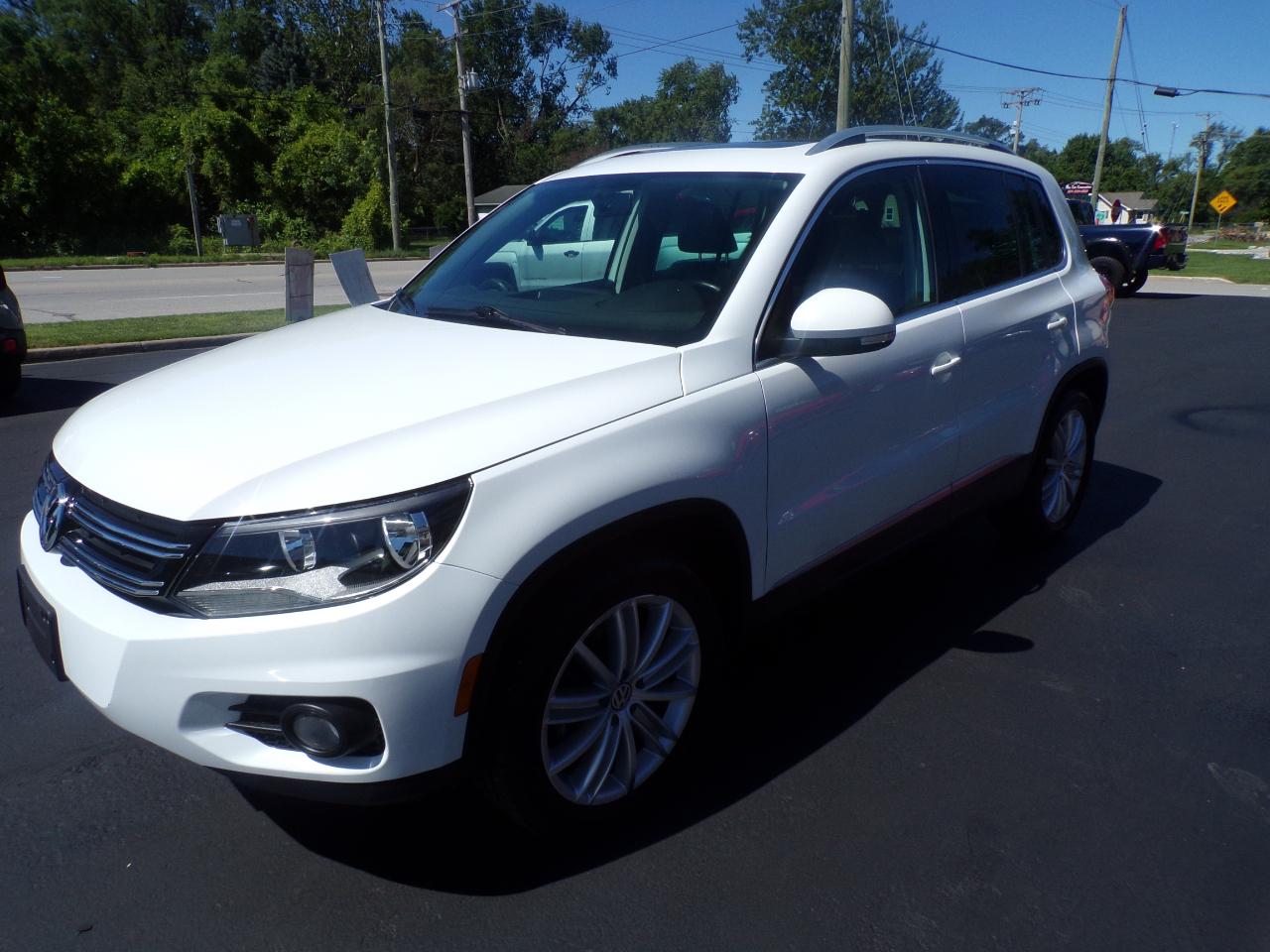 Volkswagen Tiguan S 2014