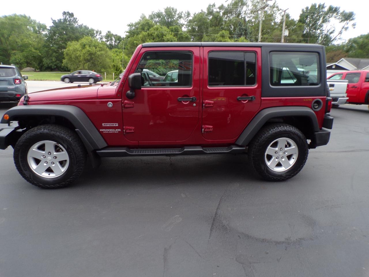 Jeep Wrangler Unlimited Sport 4WD 2011