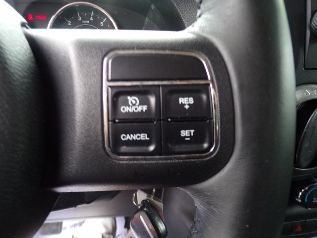 Jeep Wrangler Unlimited Sport 4WD 2011