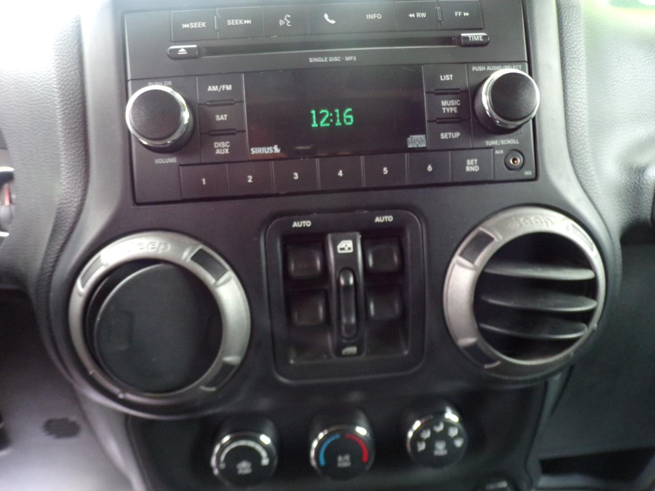 Jeep Wrangler Unlimited Sport 4WD 2011