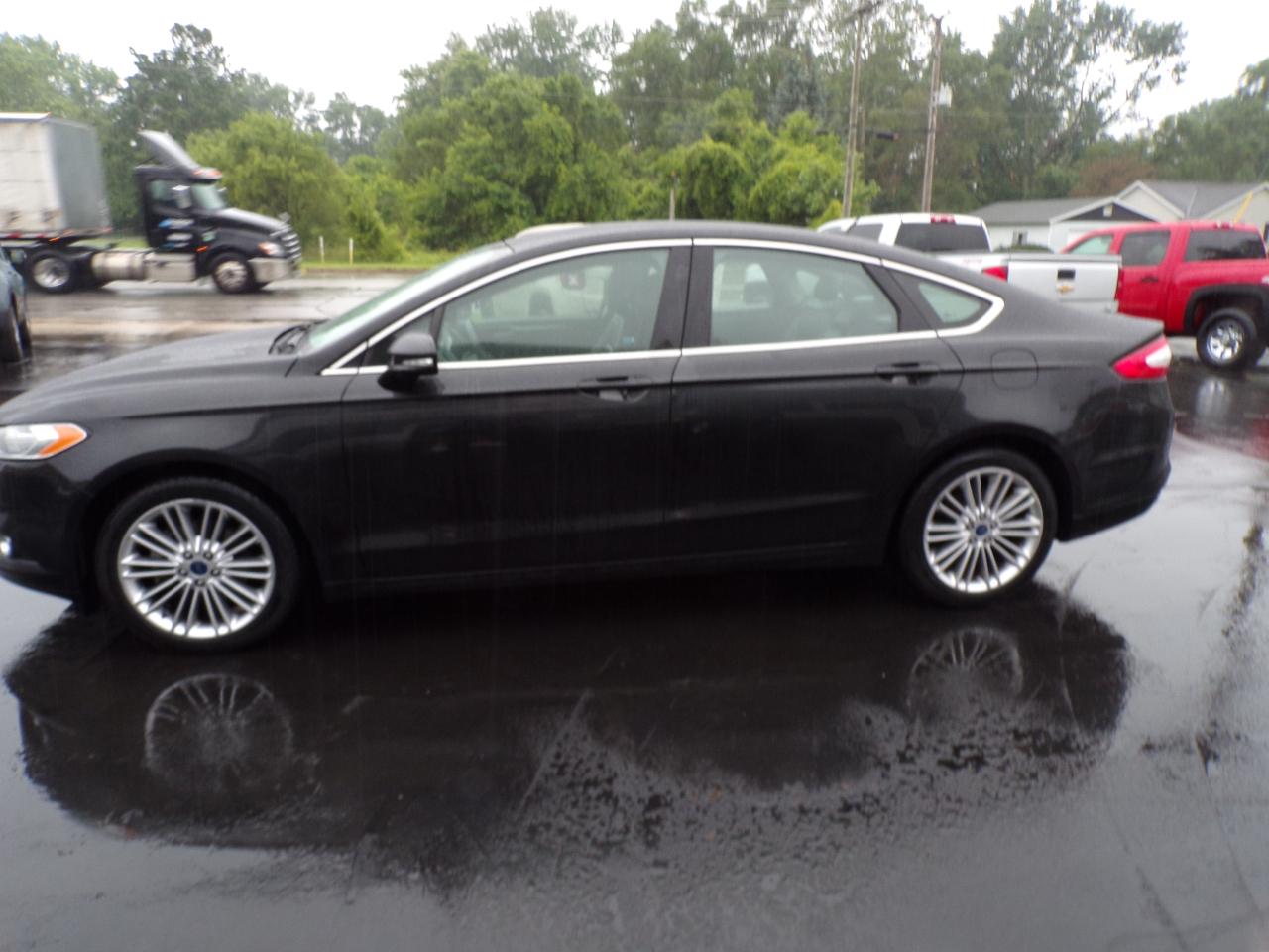Ford Fusion SE 2015