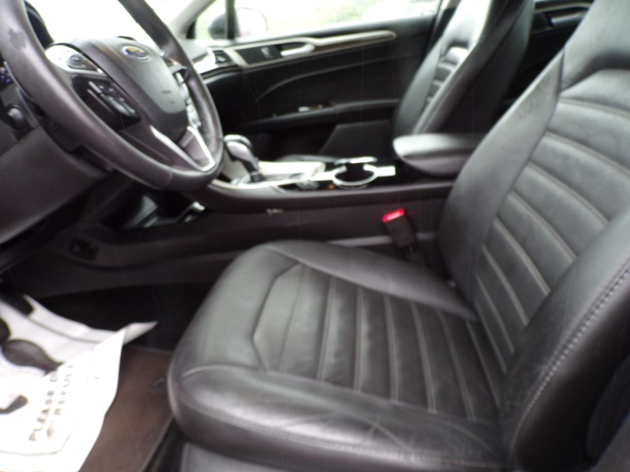 Ford Fusion SE 2015