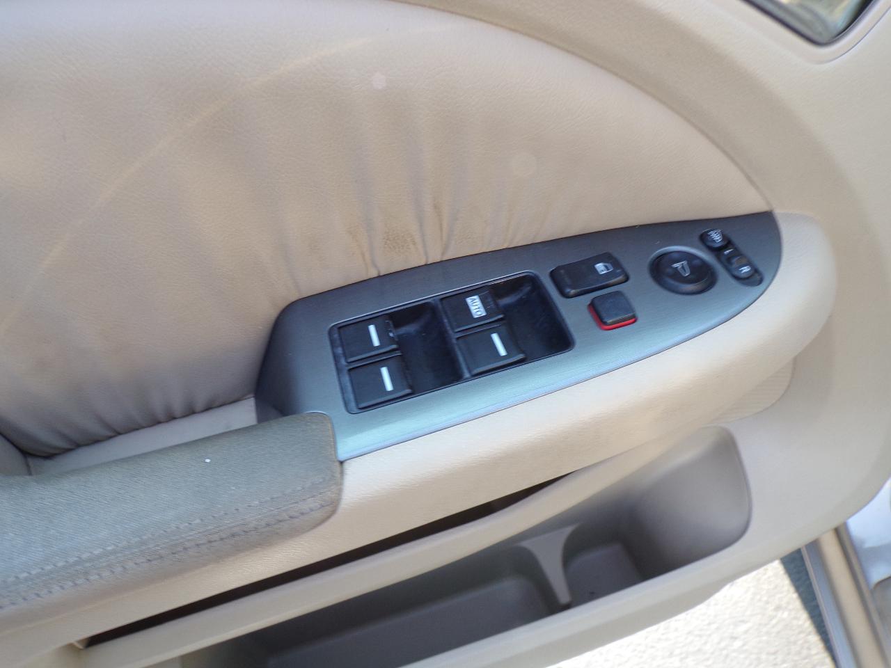 Honda Odyssey EX w/ Leather 2005