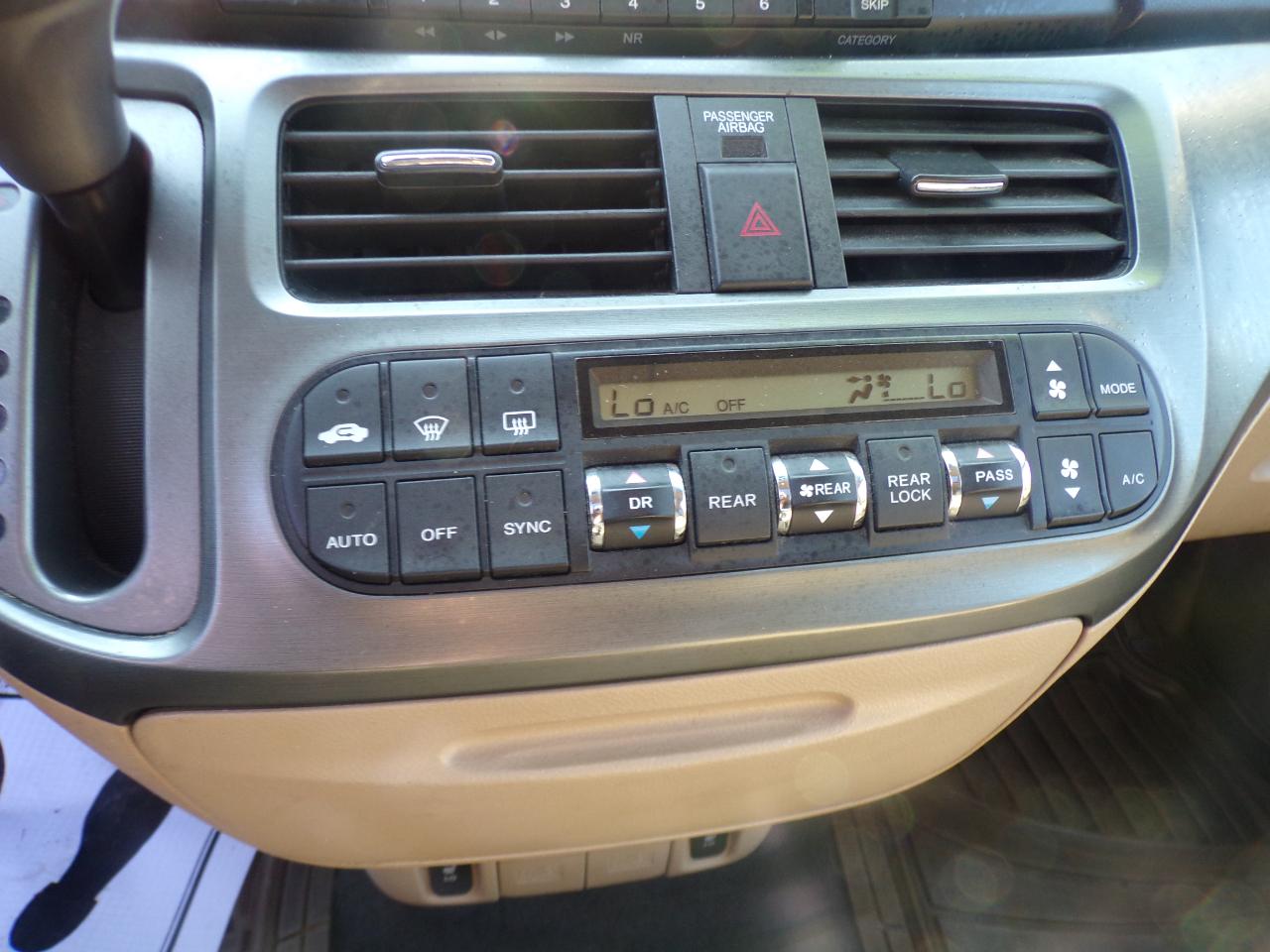 Honda Odyssey EX w/ Leather 2005