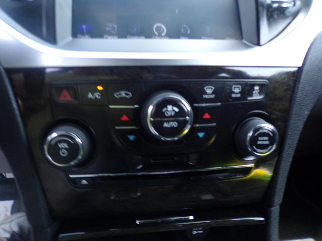 Chrysler 300 C AWD 2013