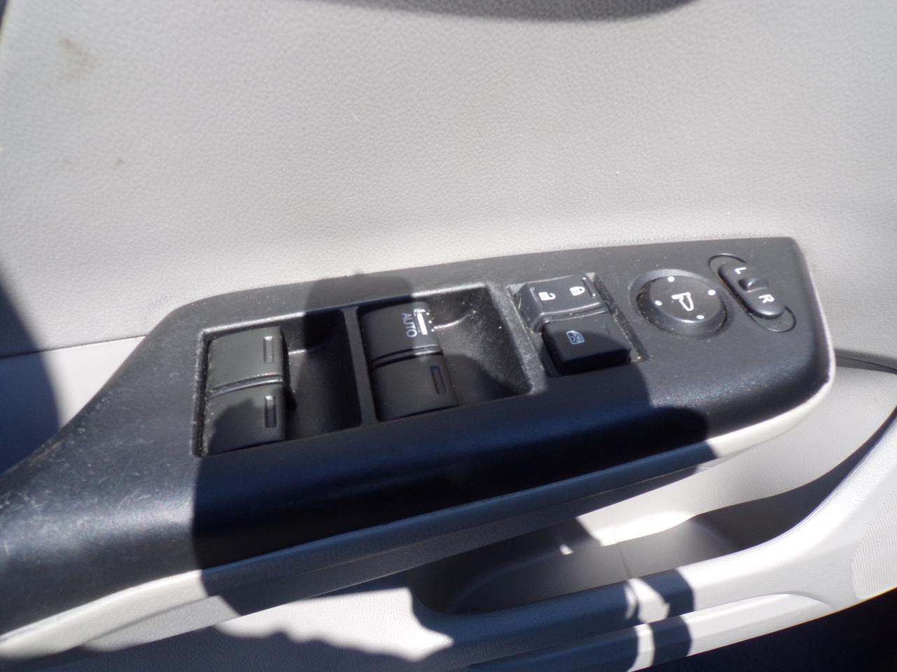 Honda Civic LX Sedan AT 2015