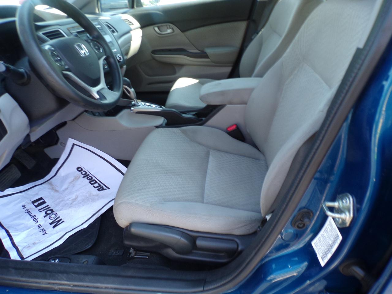 Honda Civic LX Sedan AT 2015