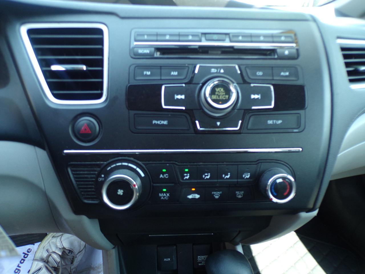 Honda Civic LX Sedan AT 2015