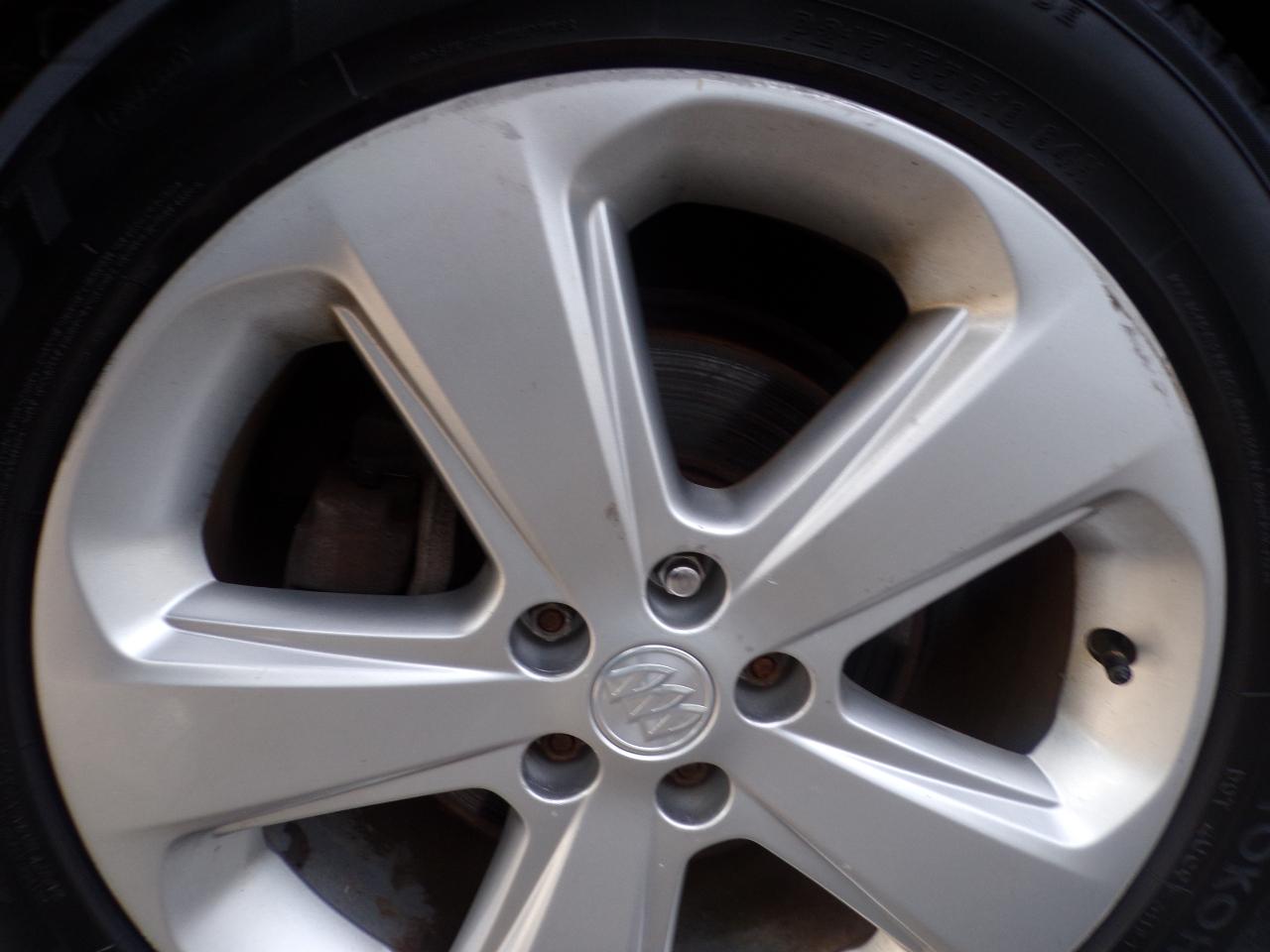 Buick Encore Convenience FWD 2015