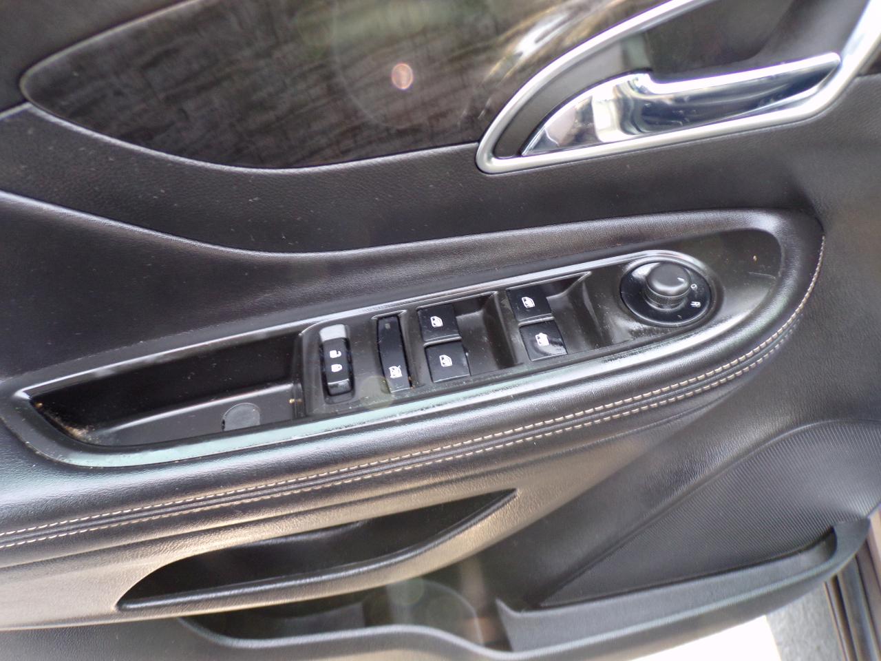 Buick Encore Convenience FWD 2015