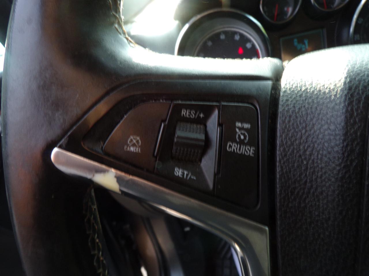 Buick Encore Convenience FWD 2015