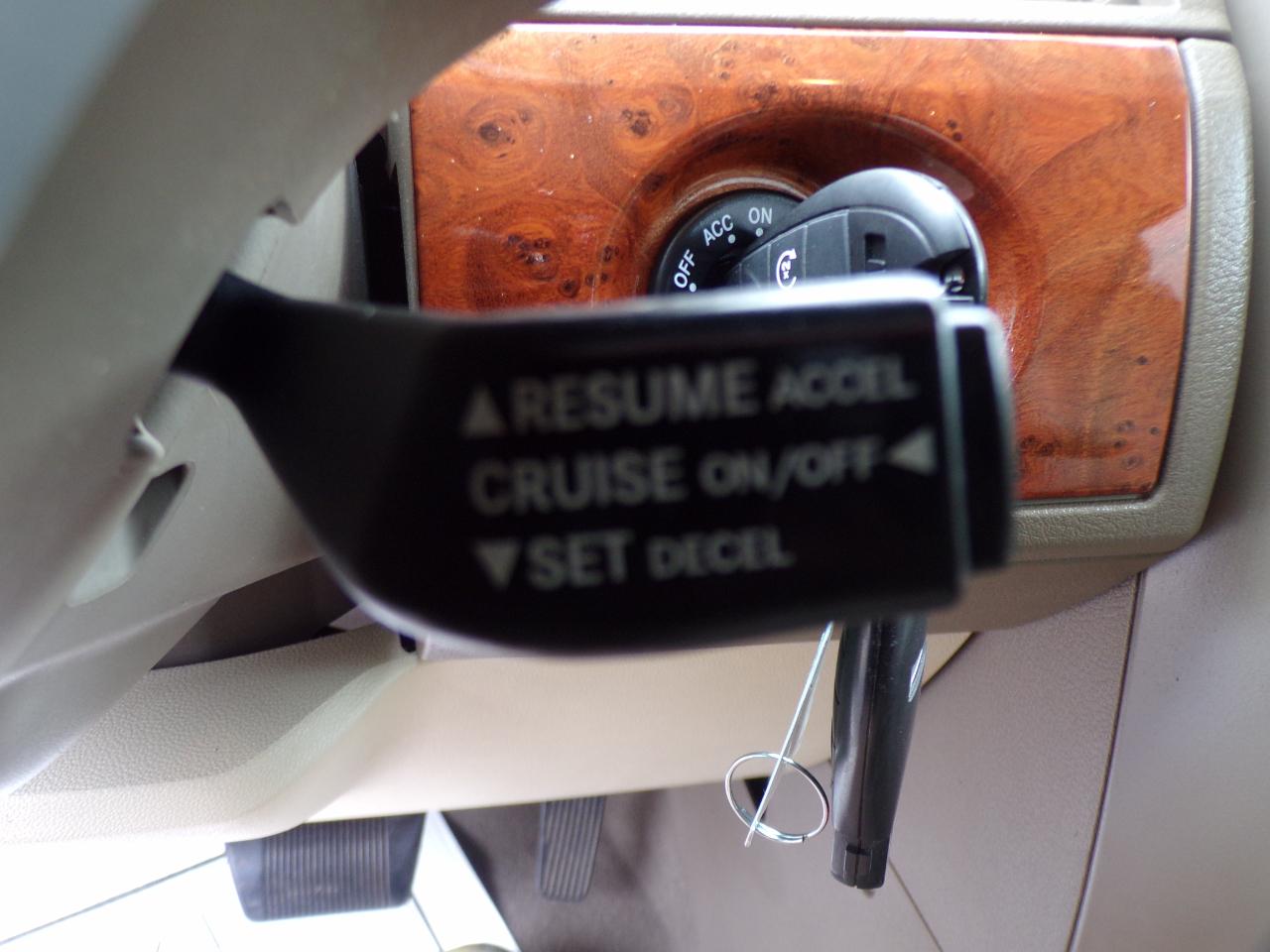 Chrysler Town & Country LX 2008