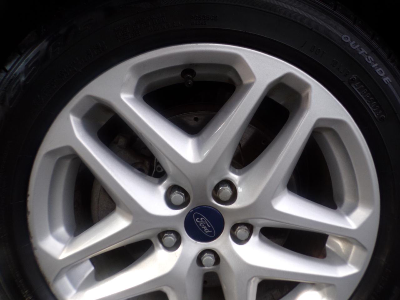 Ford Fusion SE 2013