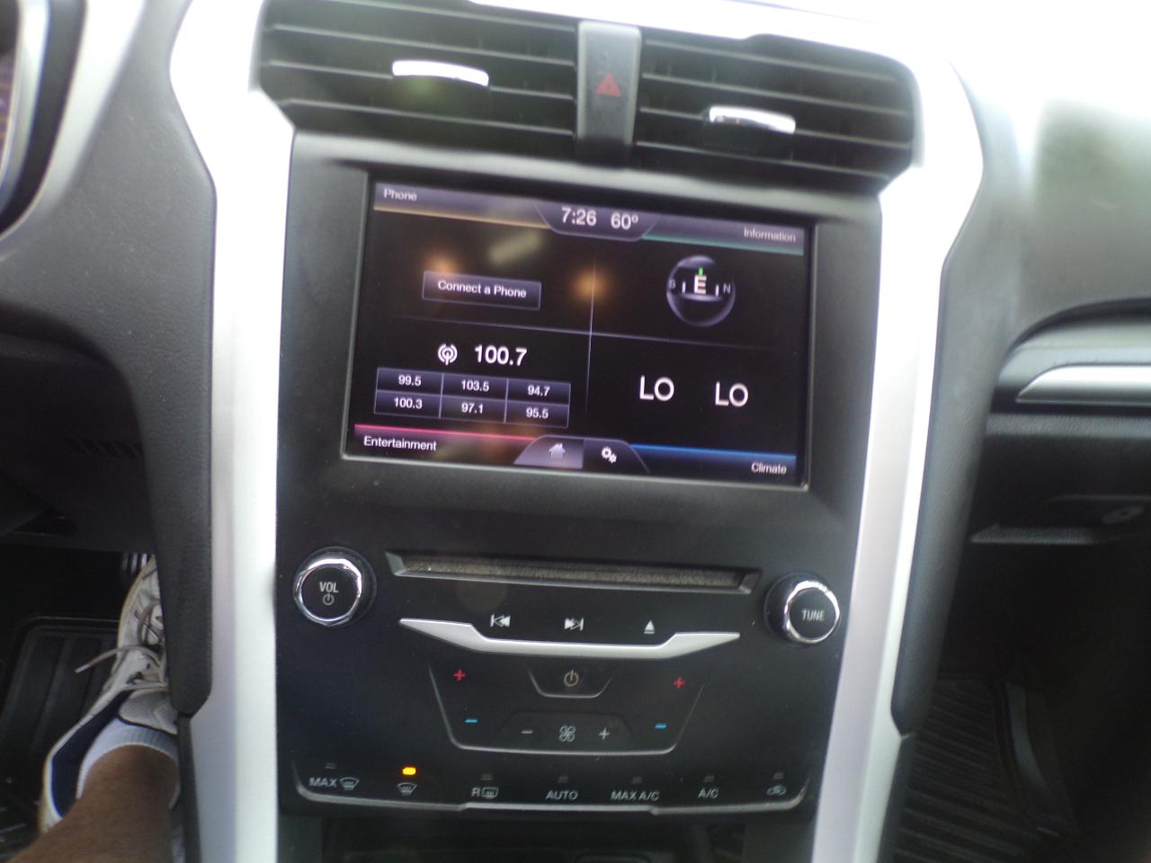 Ford Fusion SE 2013