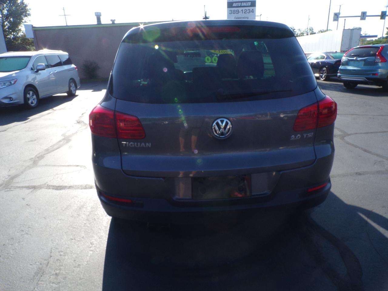 Volkswagen Tiguan S 2013