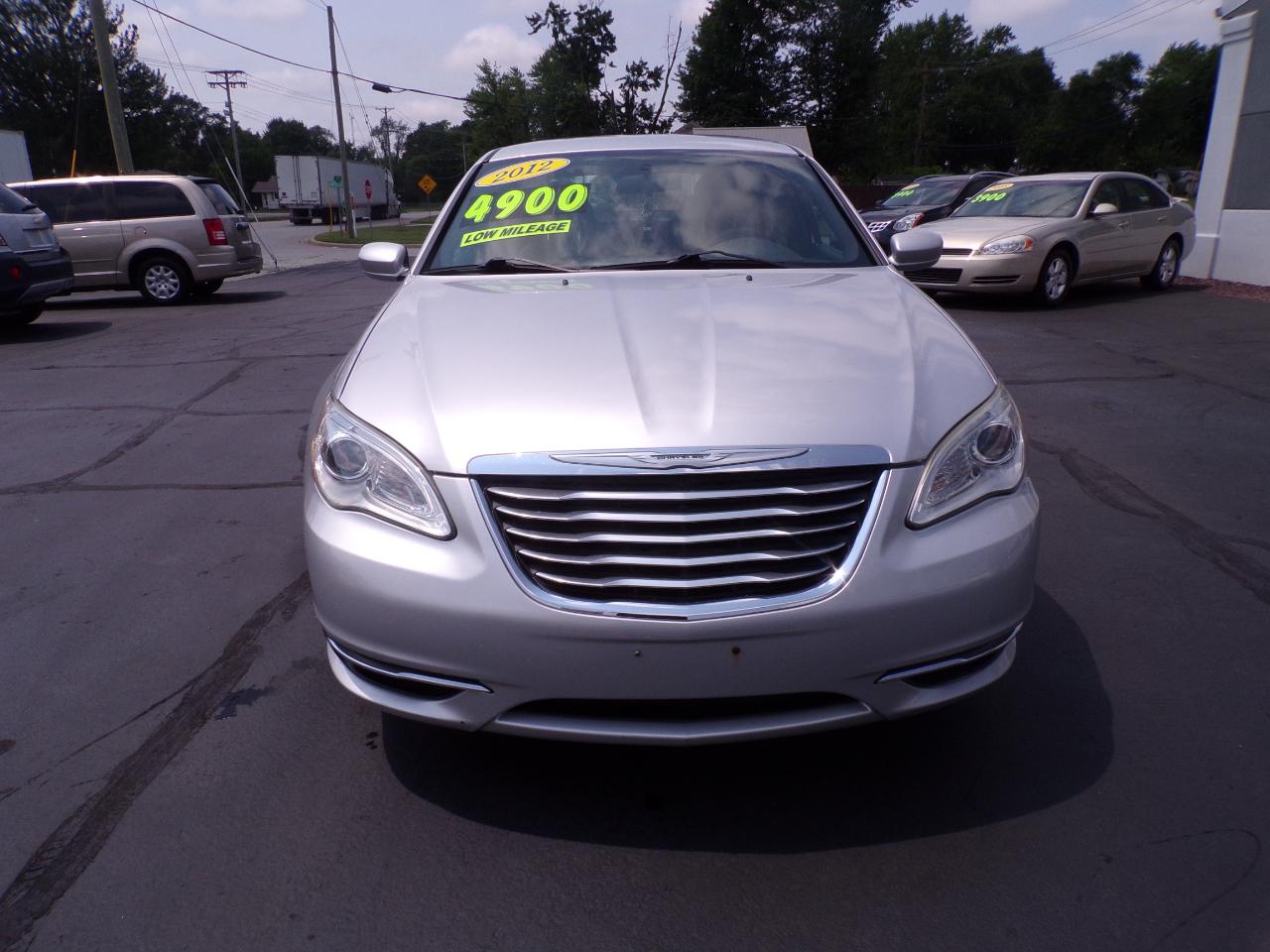 Chrysler 200 Touring 2012