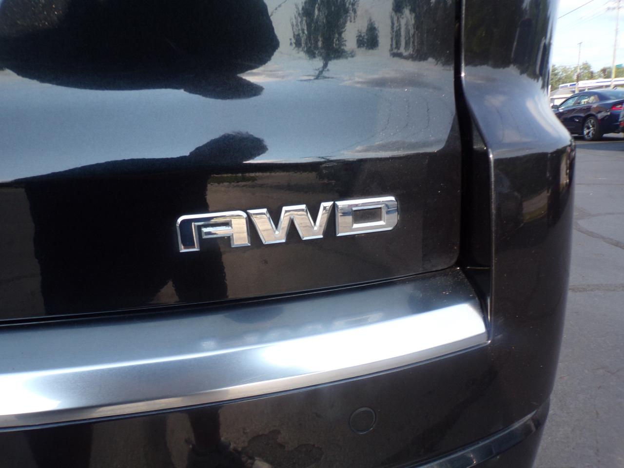 GMC Acadia Denali AWD 2015