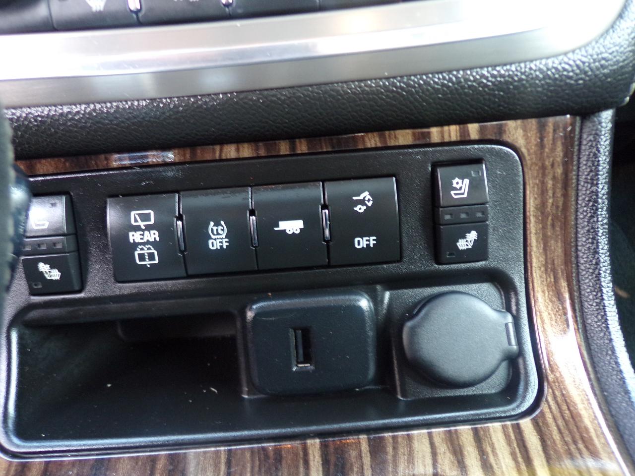 GMC Acadia Denali AWD 2015
