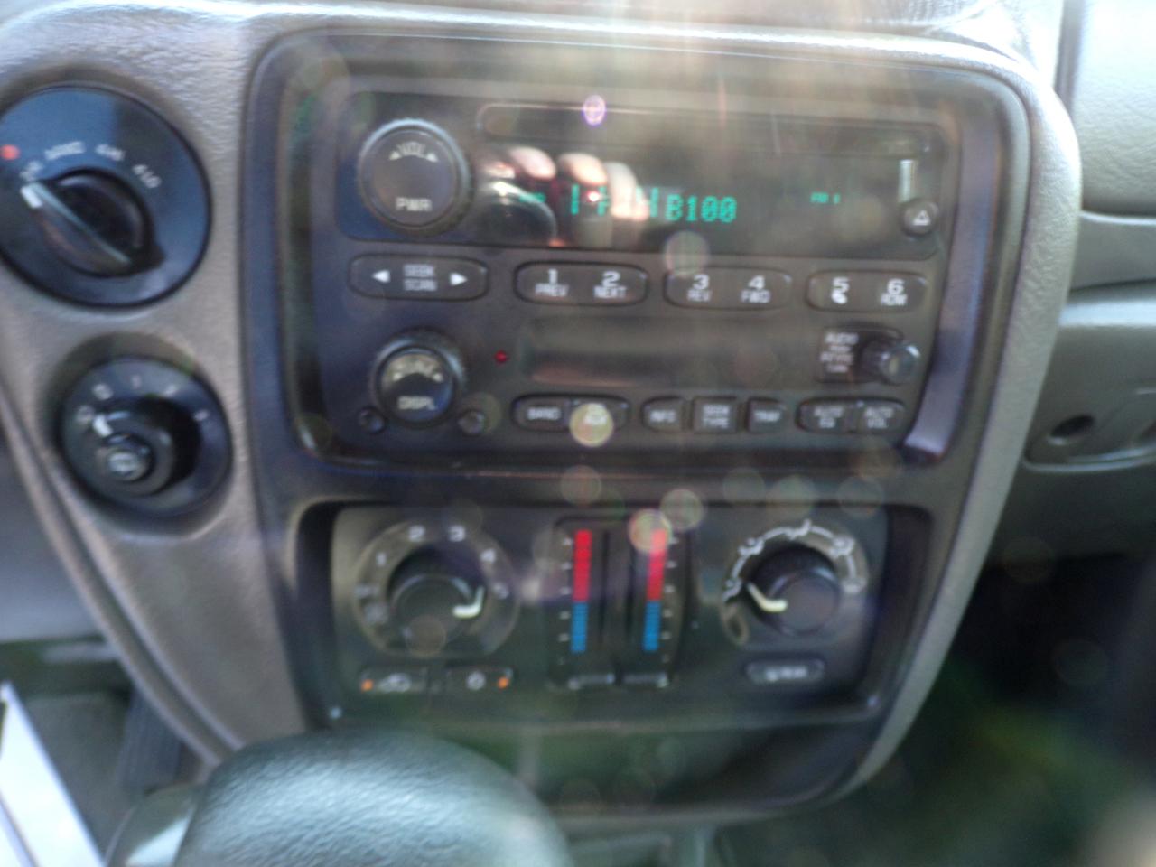 Chevrolet TrailBlazer LS 4WD 2004