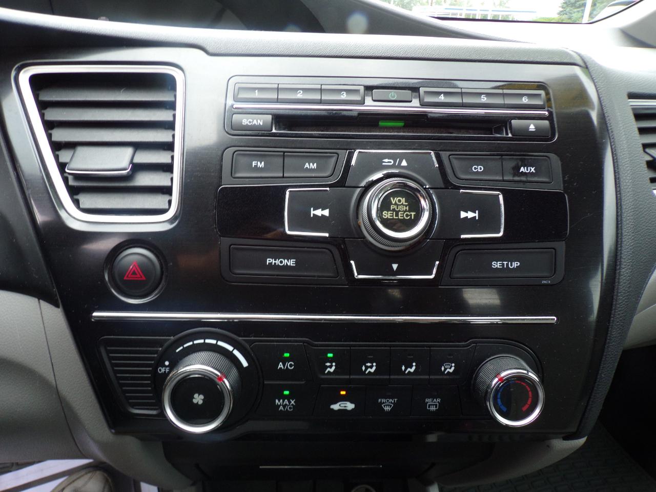 Honda Civic LX Sedan 5-Speed AT 2013