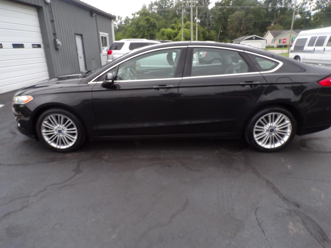Ford Fusion SE 2014