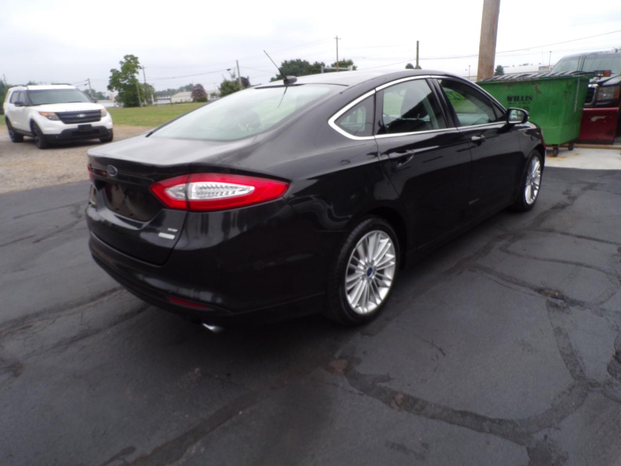 Ford Fusion SE 2014