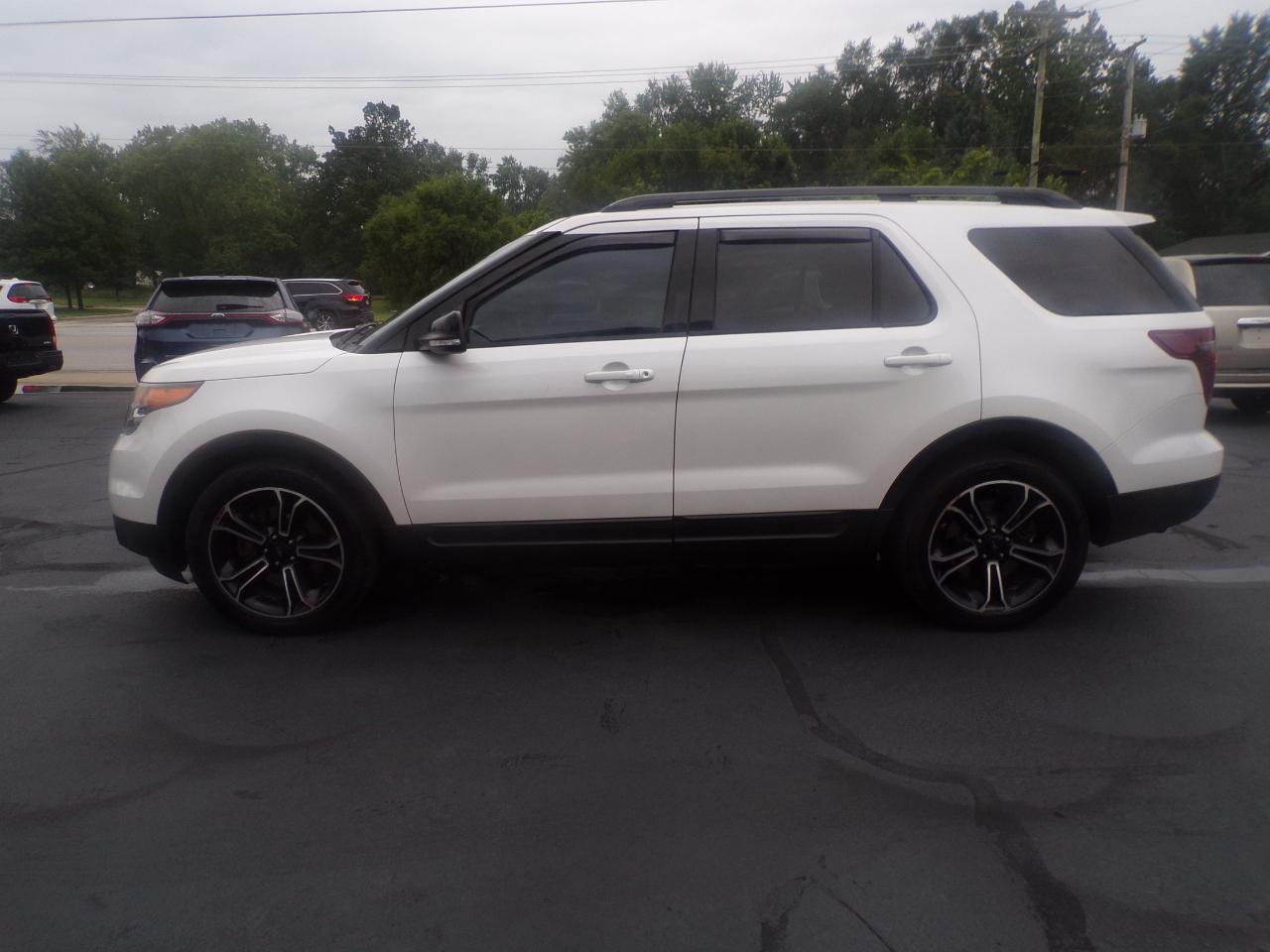 Ford Explorer Sport 4WD 2015