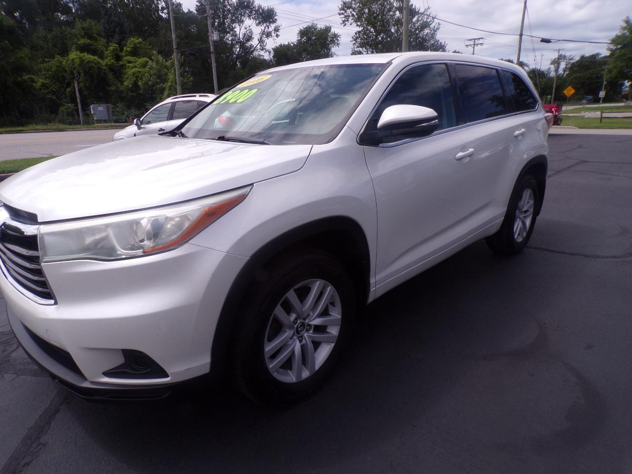Toyota Highlander LE FWD I4 2016
