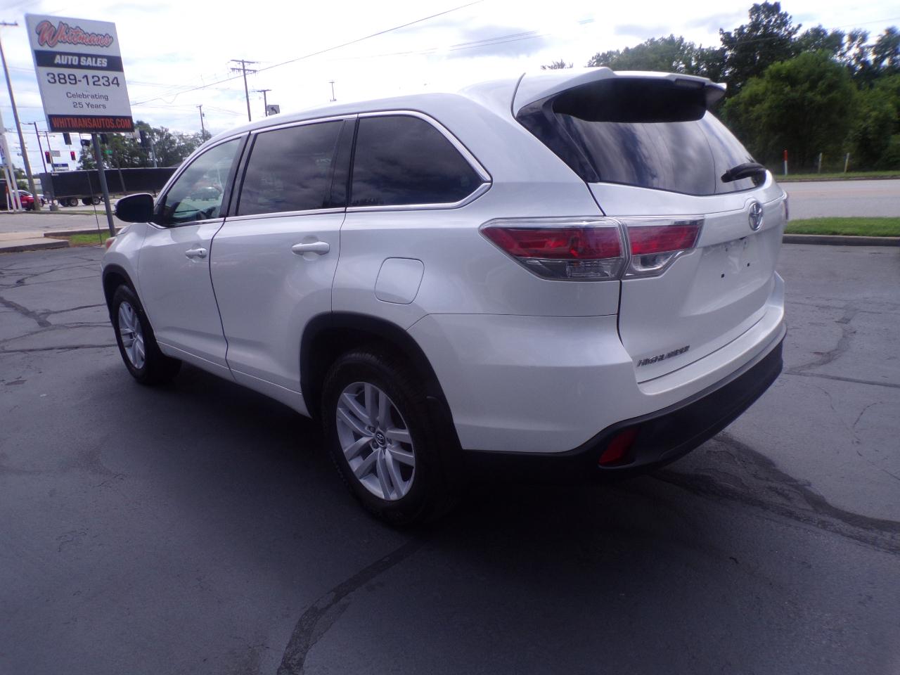 Toyota Highlander LE FWD I4 2016
