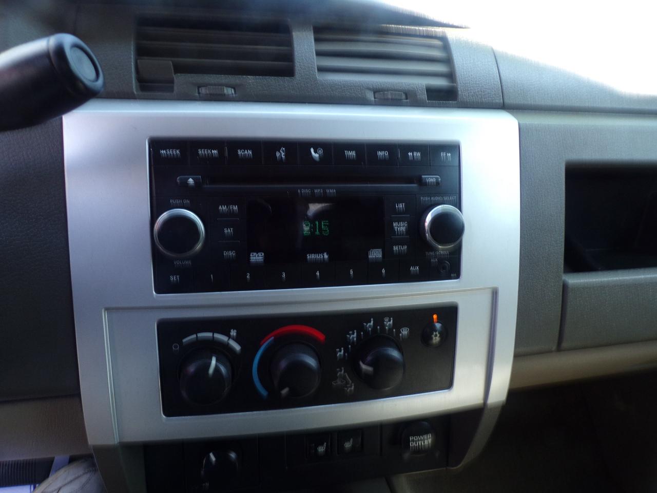 Dodge Dakota Laramie Crew Cab 4WD 2008