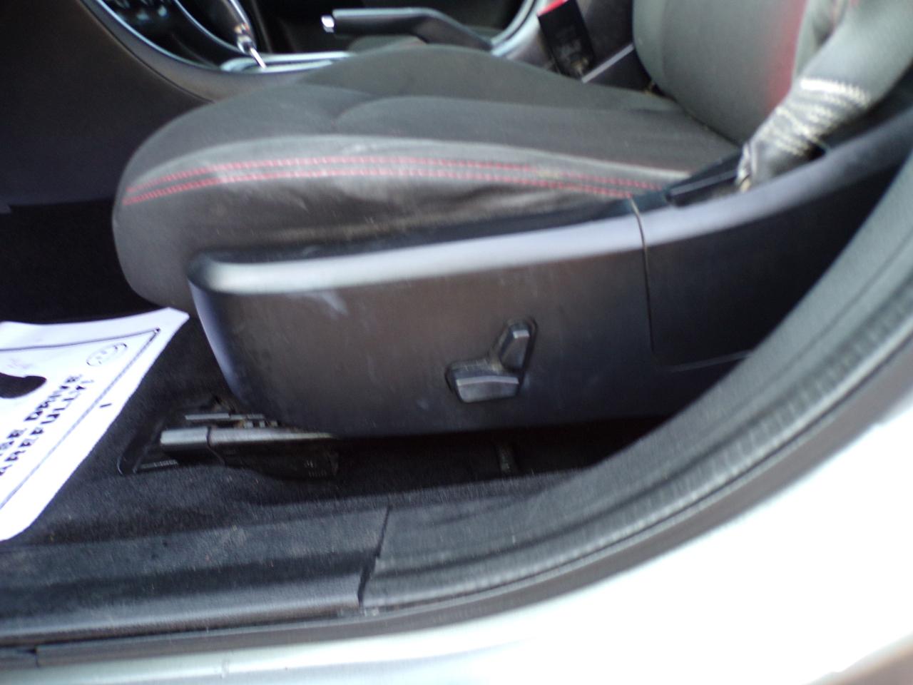 Dodge Avenger Mainstreet 2011