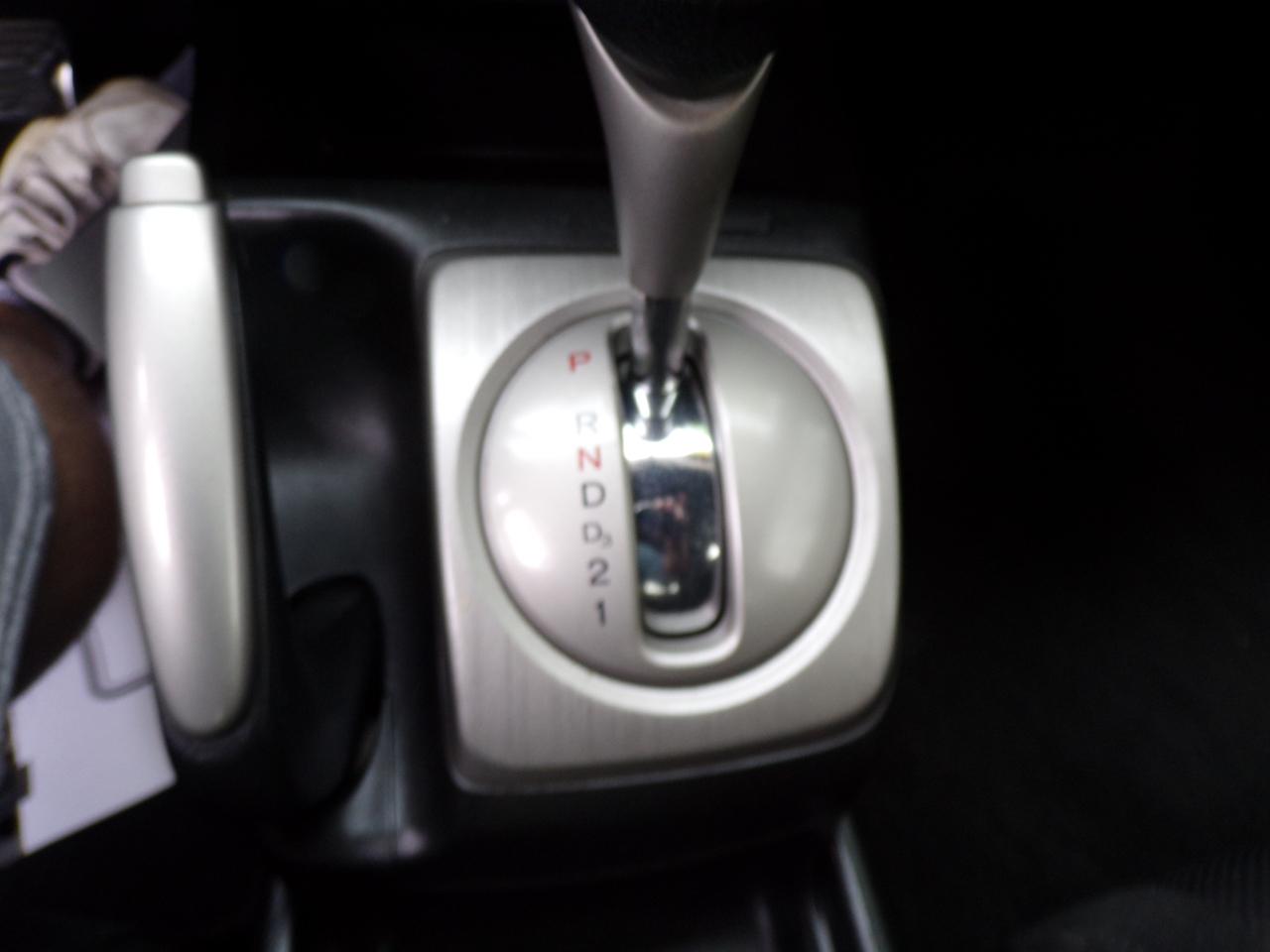 Honda Civic LX-S Sedan 5-Speed AT 2011