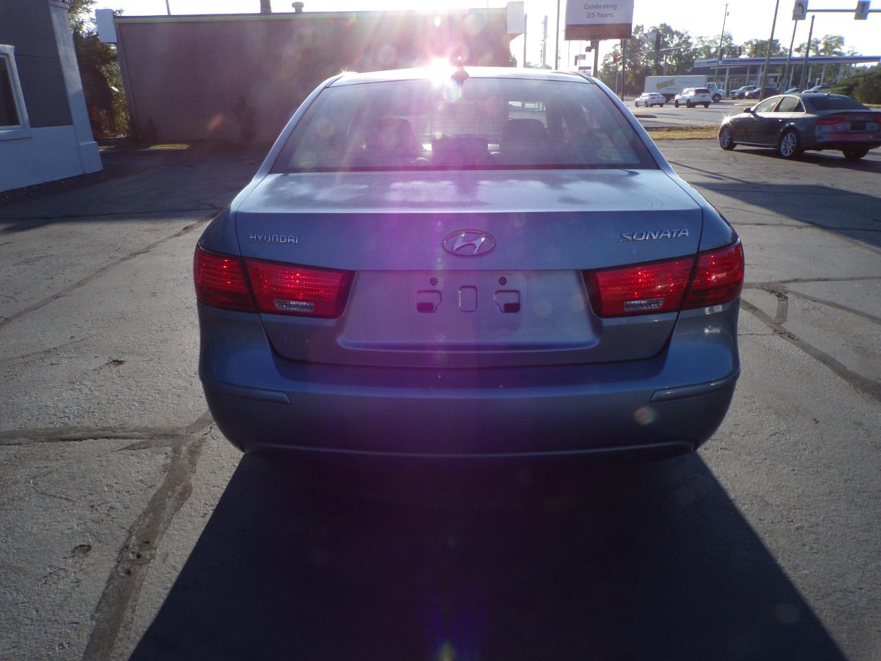 Hyundai Sonata GLS 2010
