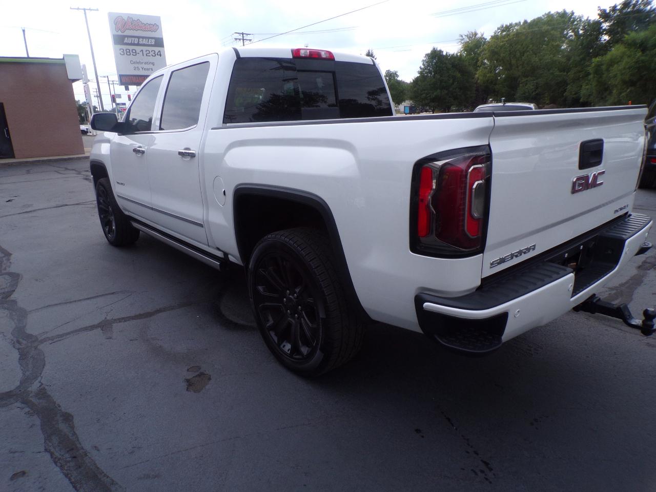 GMC Sierra 1500 Denali Crew Cab Short Box 4WD 2017