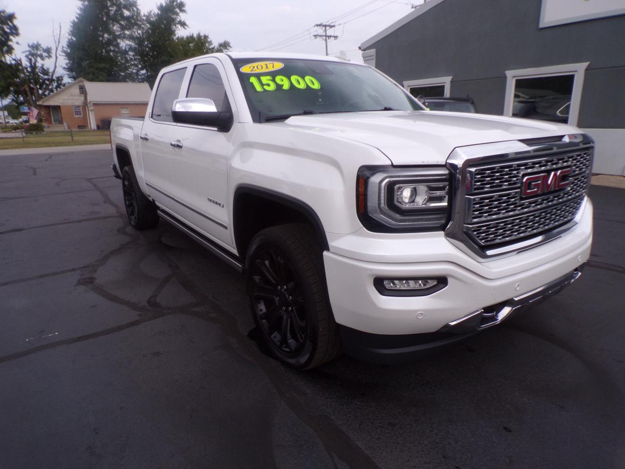 GMC Sierra 1500 Denali Crew Cab Short Box 4WD 2017