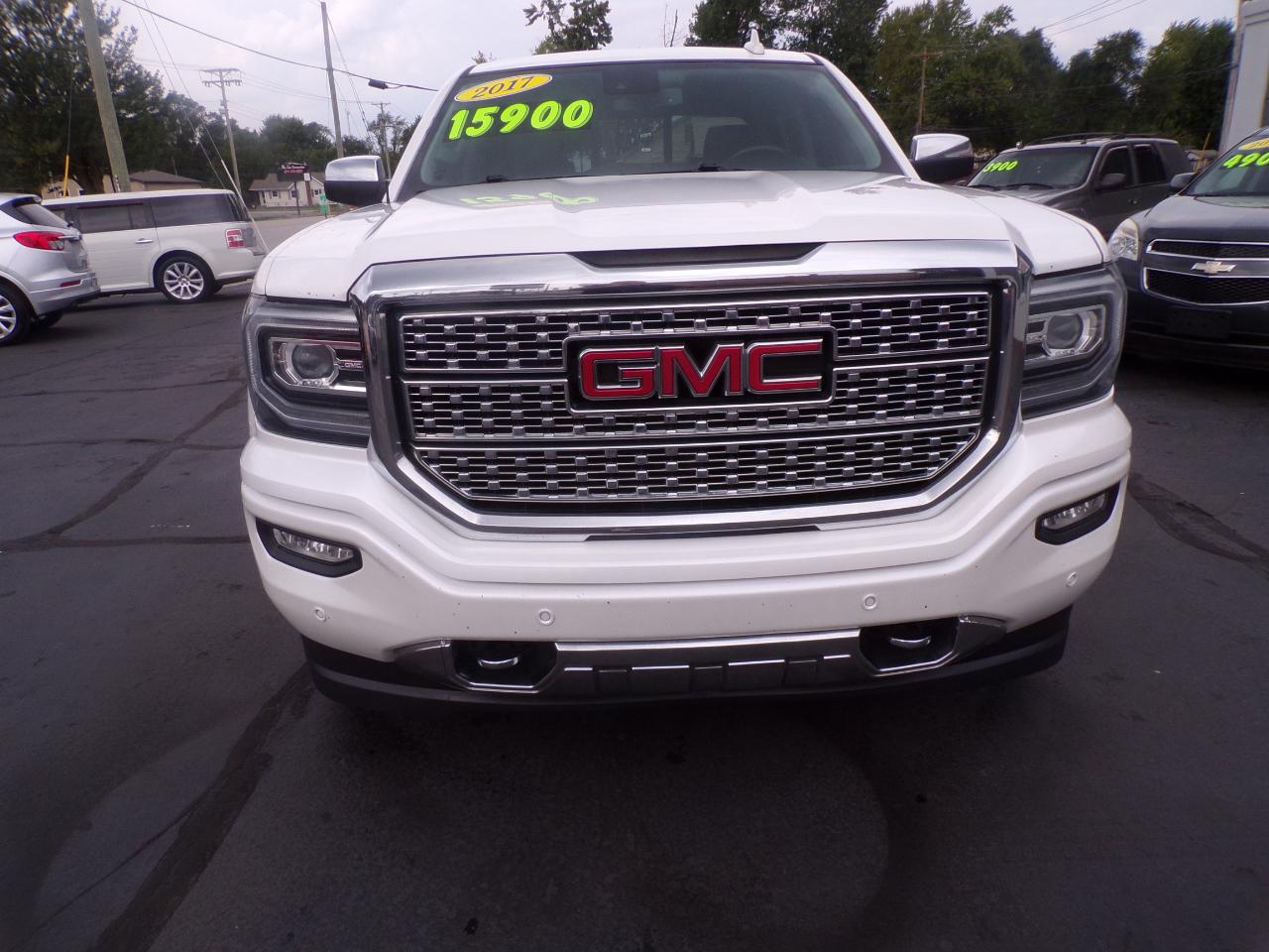 GMC Sierra 1500 Denali Crew Cab Short Box 4WD 2017
