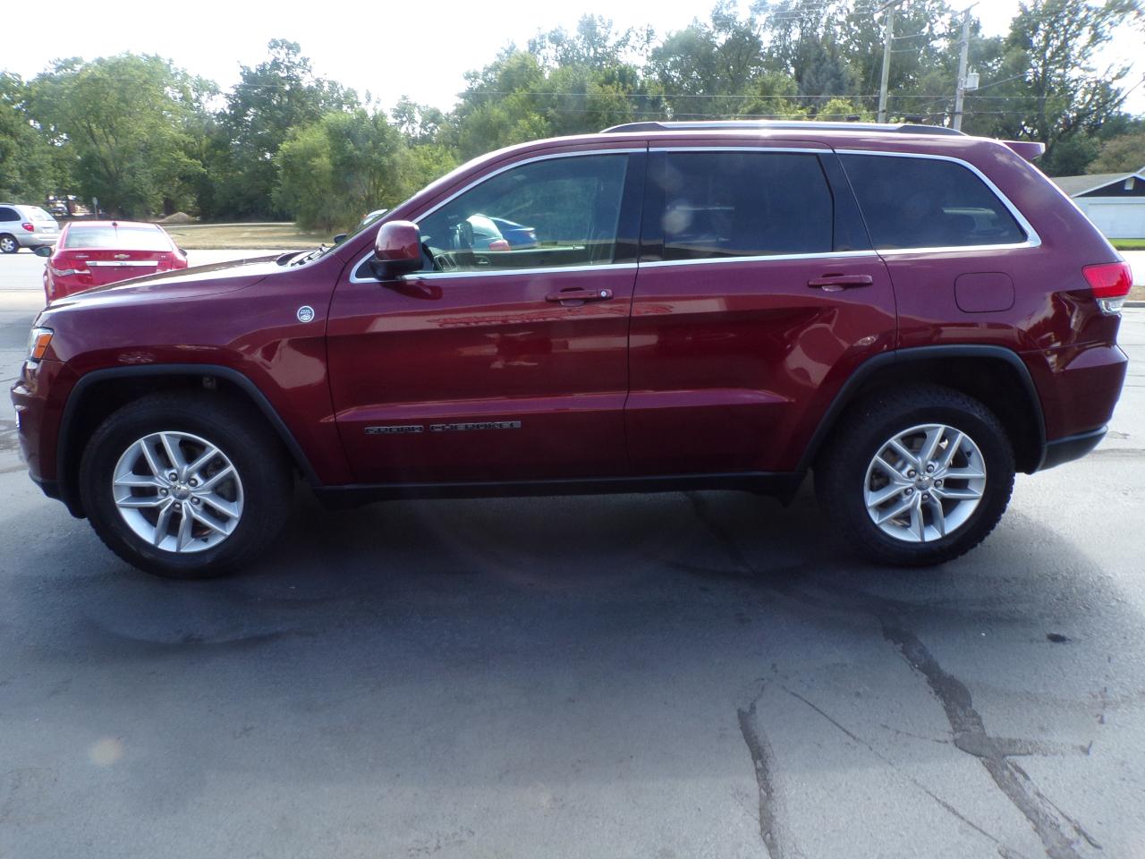 Jeep Grand Cherokee Laredo 4WD 2017
