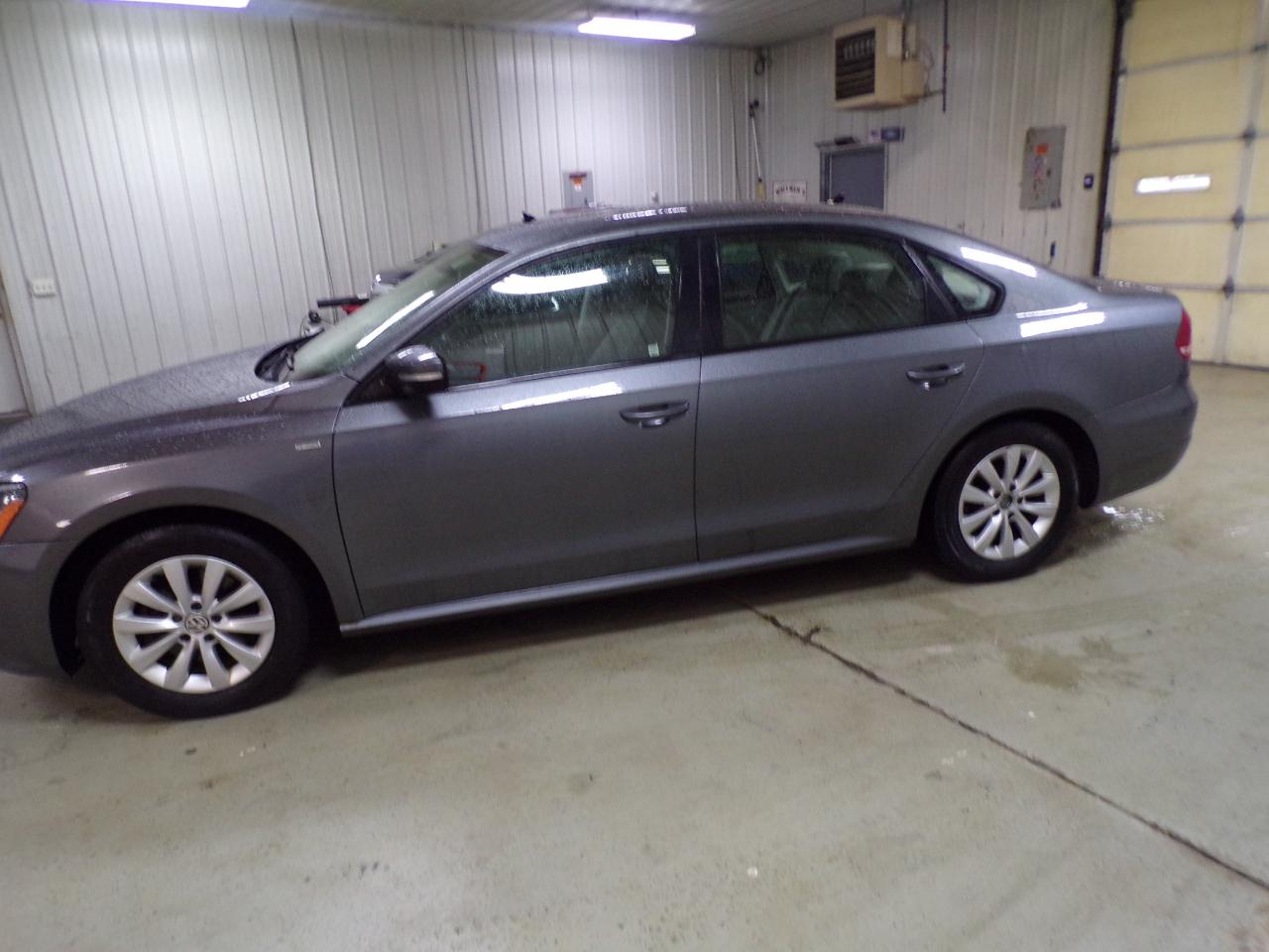 Volkswagen Passat S PZEV 6A 2015