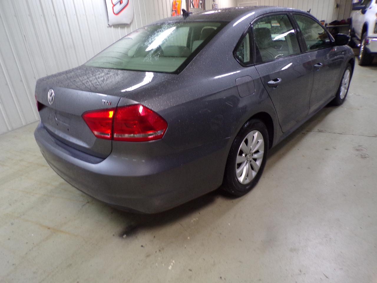 Volkswagen Passat S PZEV 6A 2015