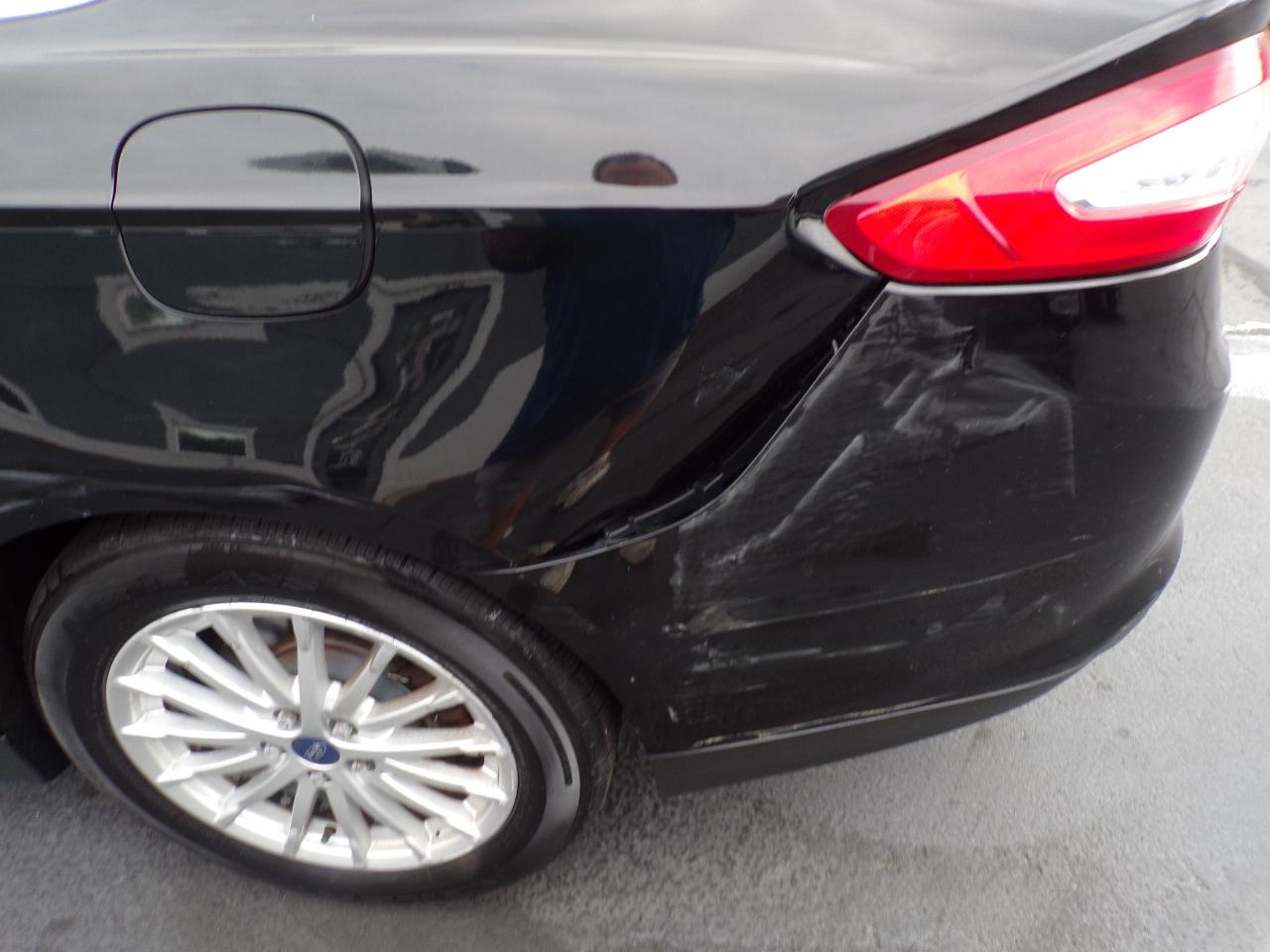 Ford Fusion S 2016
