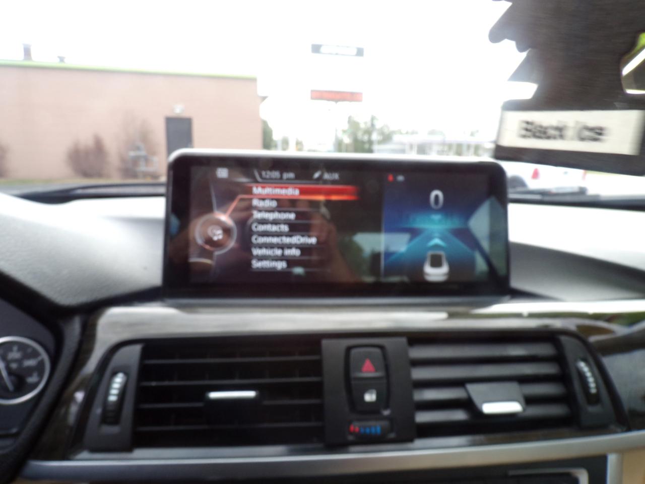 BMW 3-Series 320i xDrive 2015