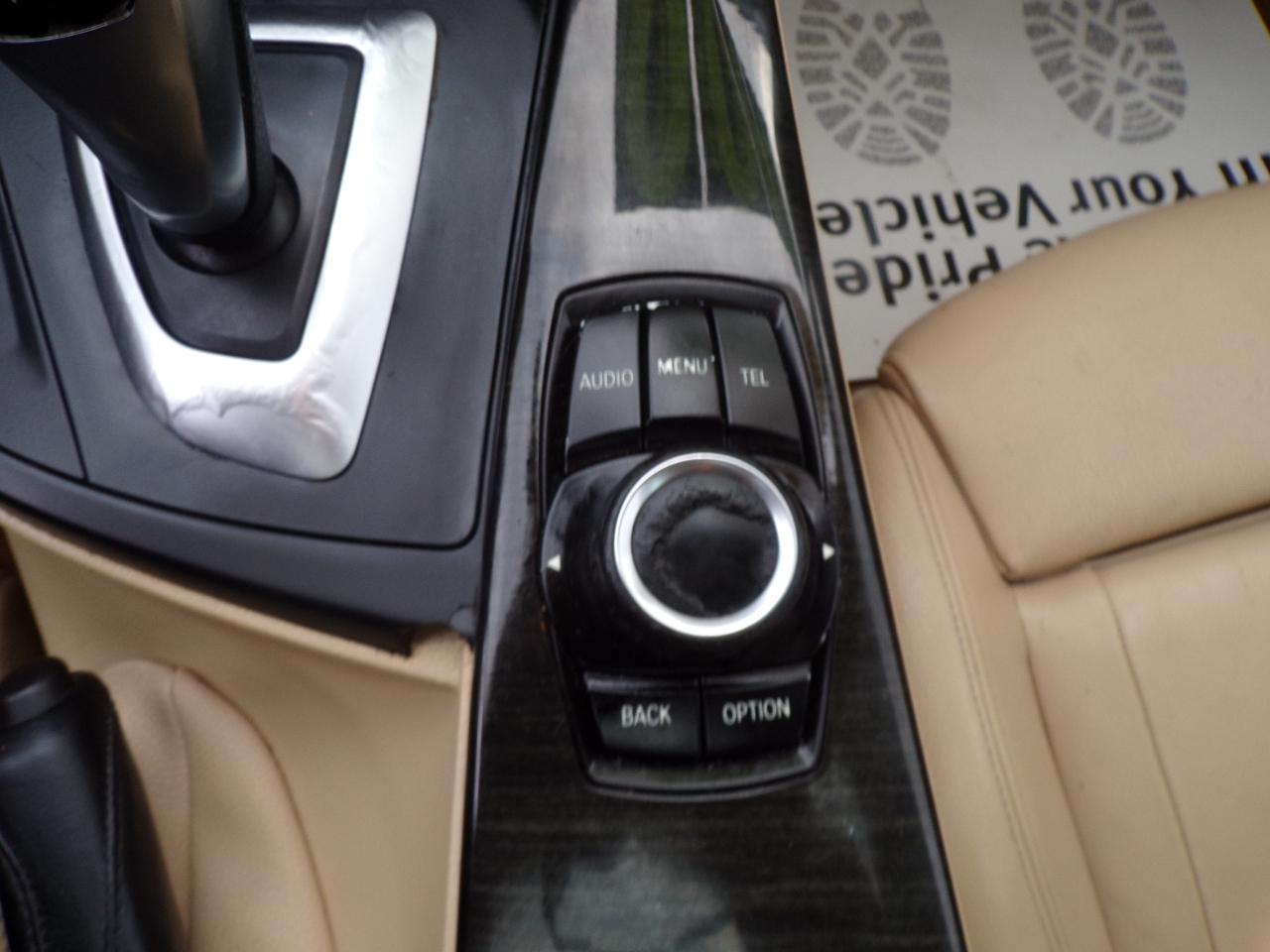 BMW 3-Series 320i xDrive 2015