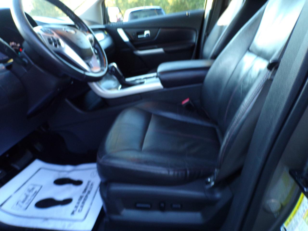 Ford Edge SEL FWD 2012