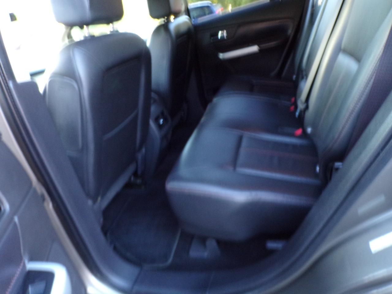 Ford Edge SEL FWD 2012