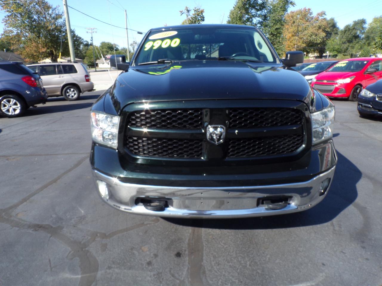 RAM 1500 SLT Crew Cab SWB 4WD 2016