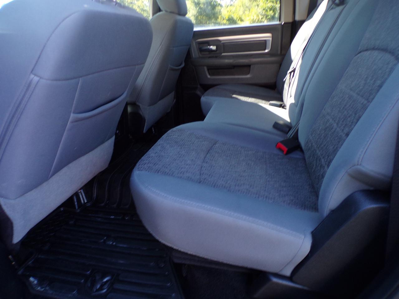 RAM 1500 SLT Crew Cab SWB 4WD 2016