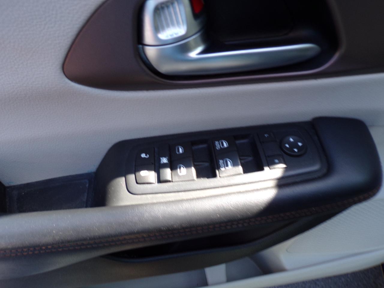 Chrysler Pacifica Touring 2017