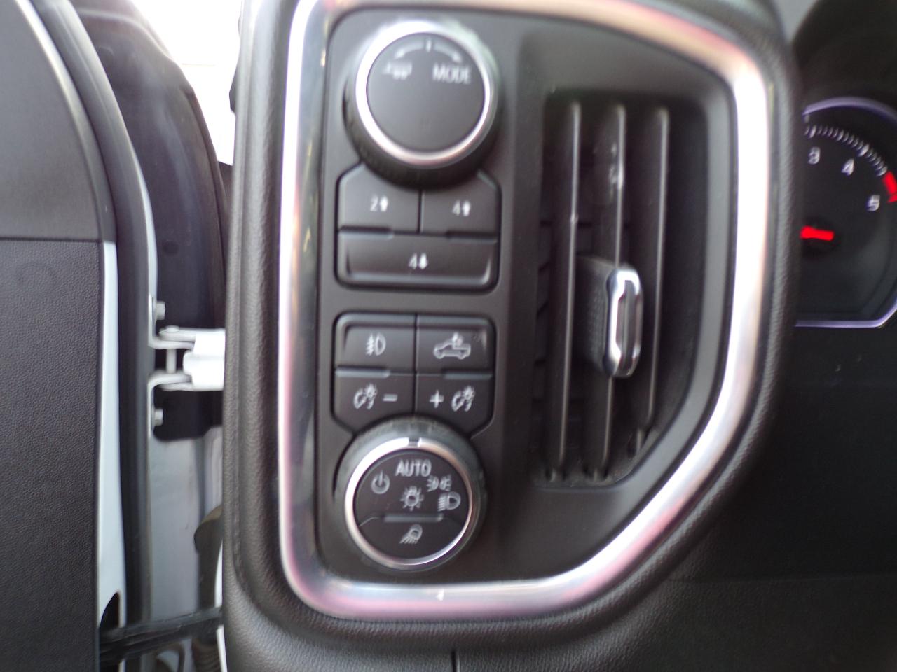 Chevrolet Silverado 3500HD LT Crew Cab 4WD 2021