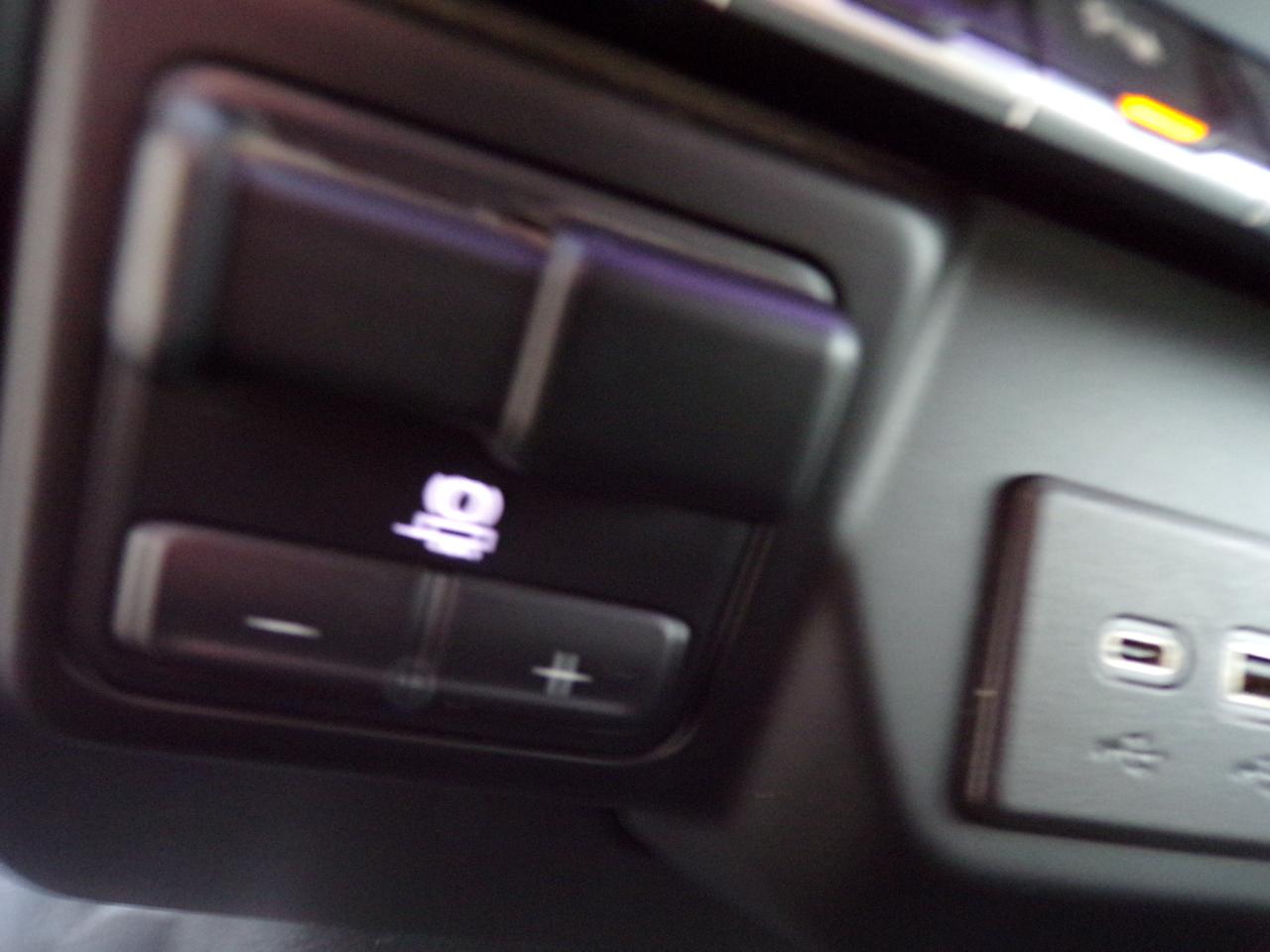Chevrolet Silverado 3500HD LT Crew Cab 4WD 2021